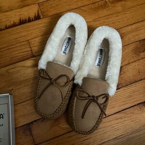 NIB slippers